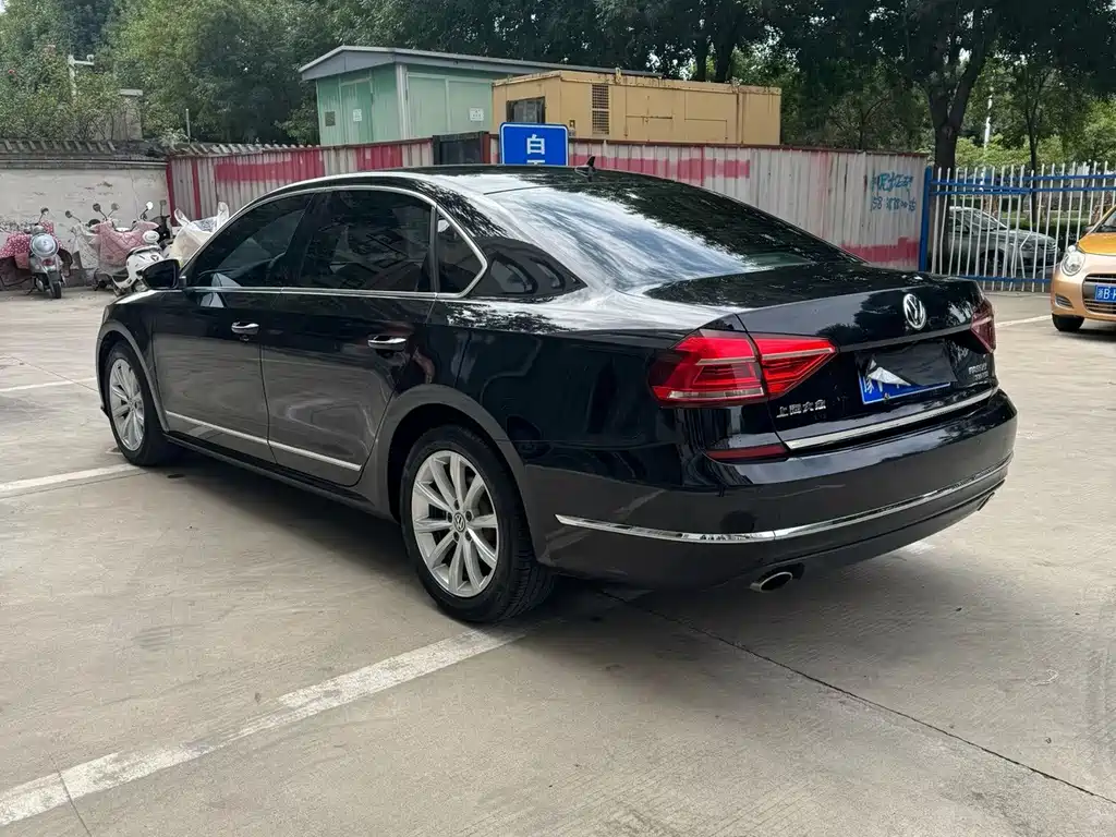 Volkswagen Passat — миниатюра 9