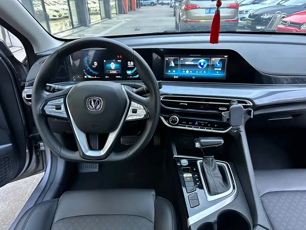 Changan Eado — миниатюра 9