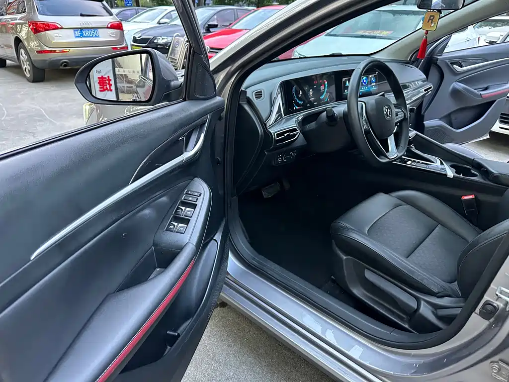 Changan Eado — миниатюра 10