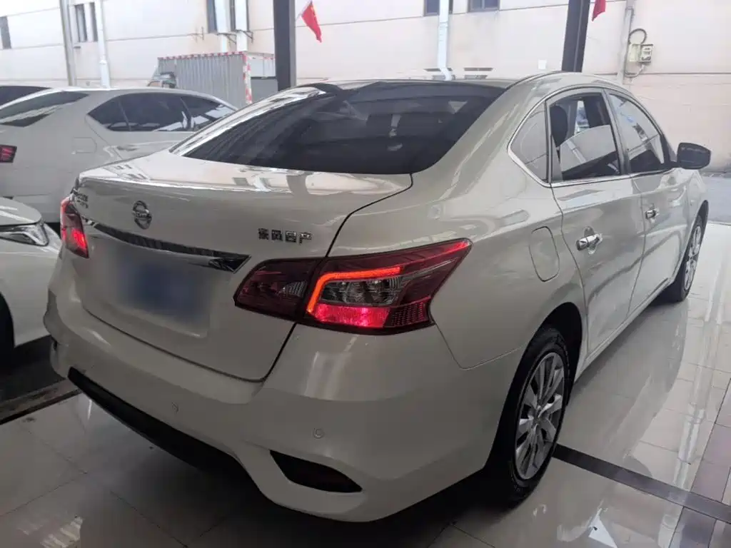 Nissan Sylphy — миниатюра 7