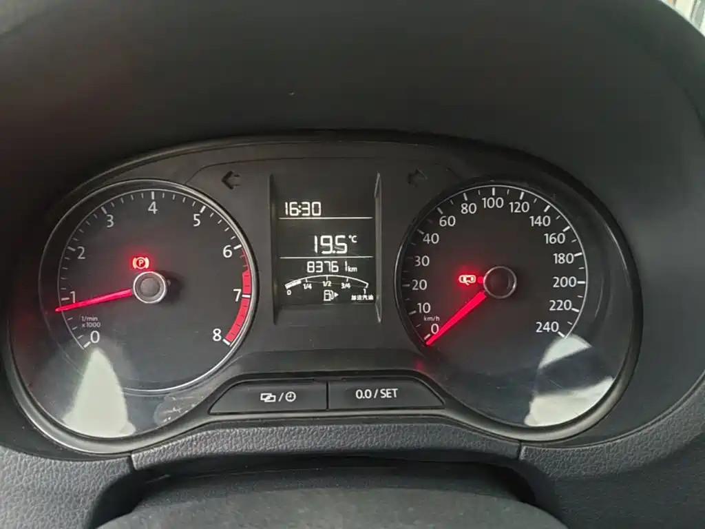 Volkswagen Polo — миниатюра 12