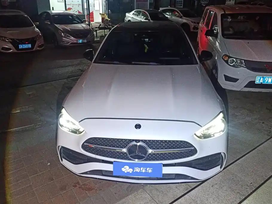 Mercedes-Benz C-Class — миниатюра 2