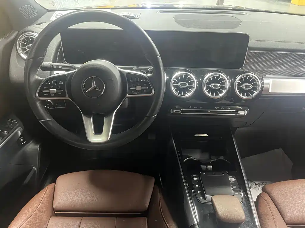 Mercedes-Benz GLB — миниатюра 6