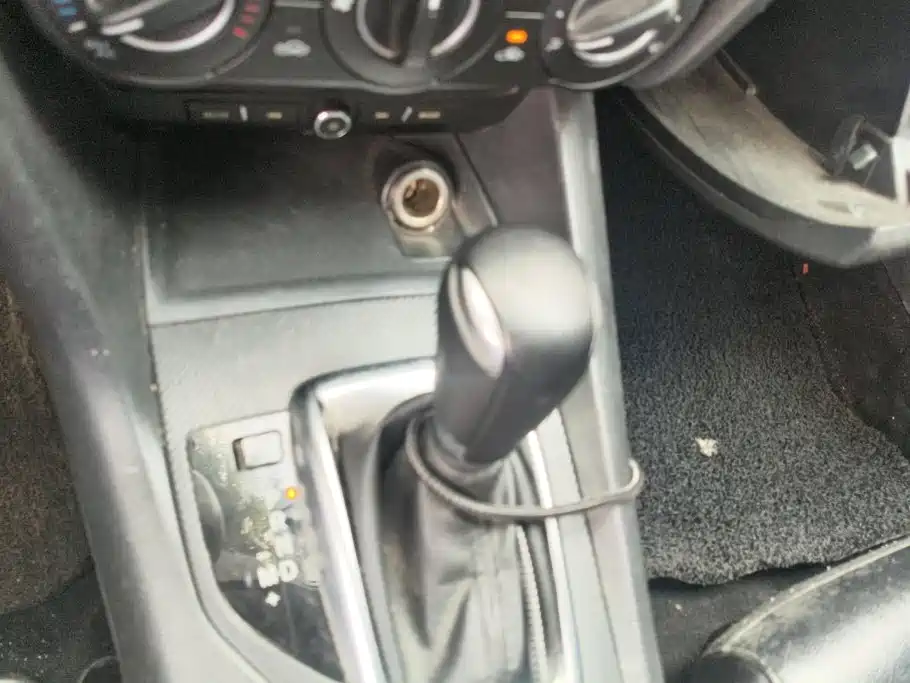 Mazda 3 Axela — миниатюра 16