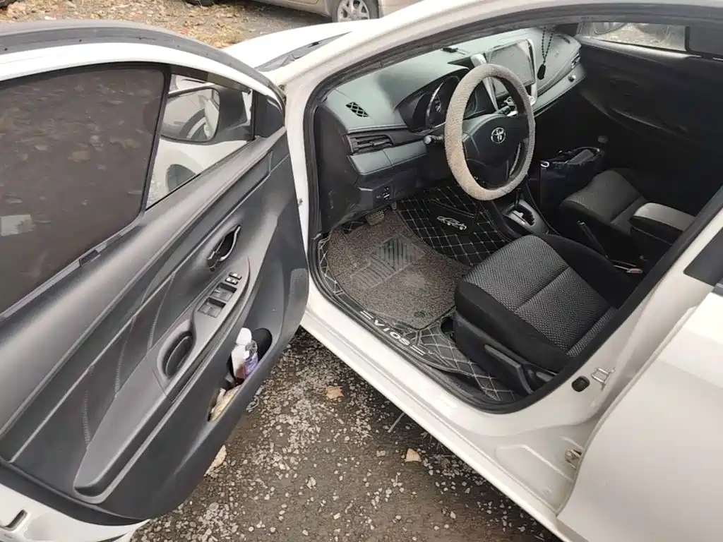 Toyota Vios FS — миниатюра 16
