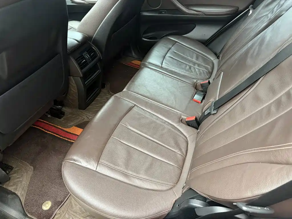 BMW X5 (Import) — миниатюра 9