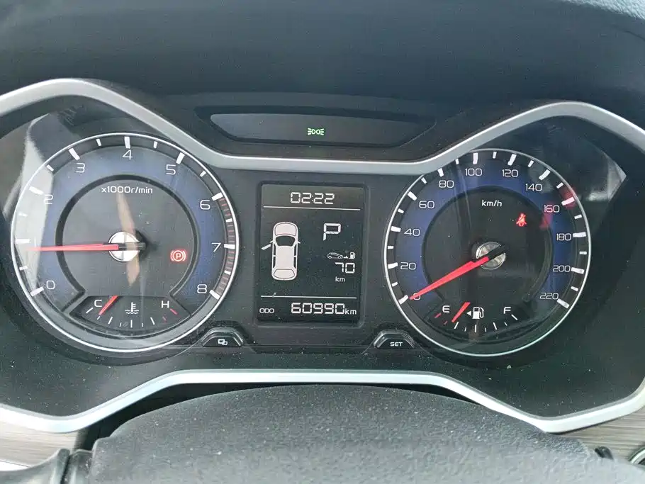 Geely Vision X3 — миниатюра 14