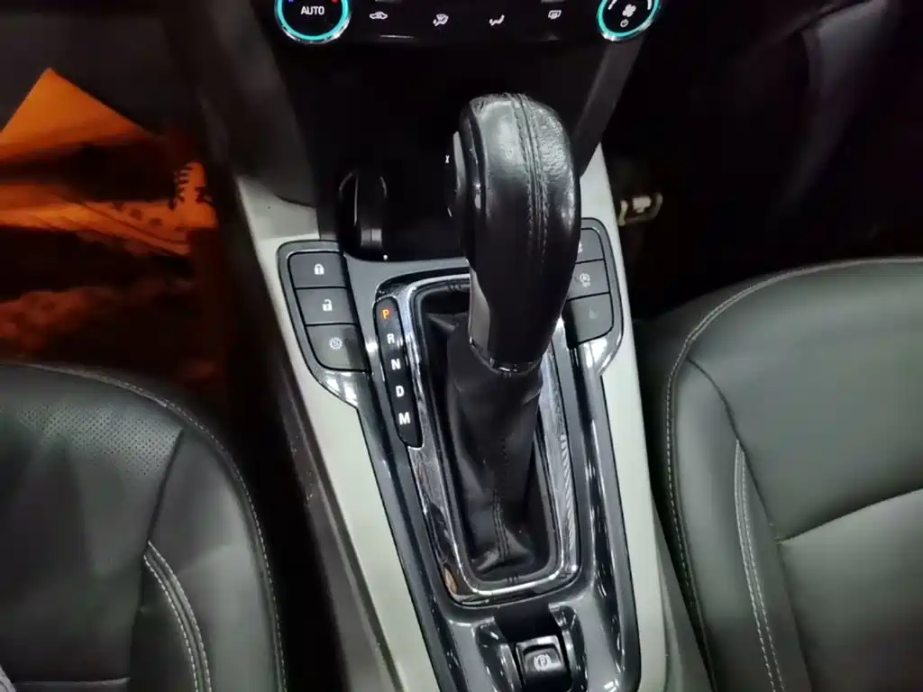 Chevrolet Malibu — миниатюра 14
