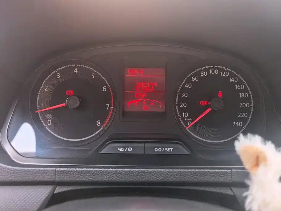 Volkswagen Jetta — миниатюра 14