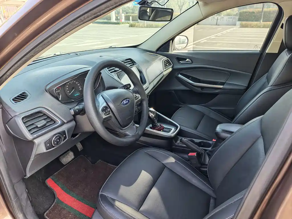 Ford Escort — миниатюра 4
