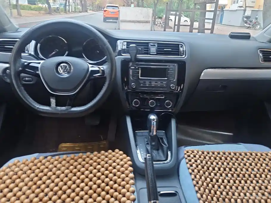 Volkswagen Sagitar — миниатюра 12