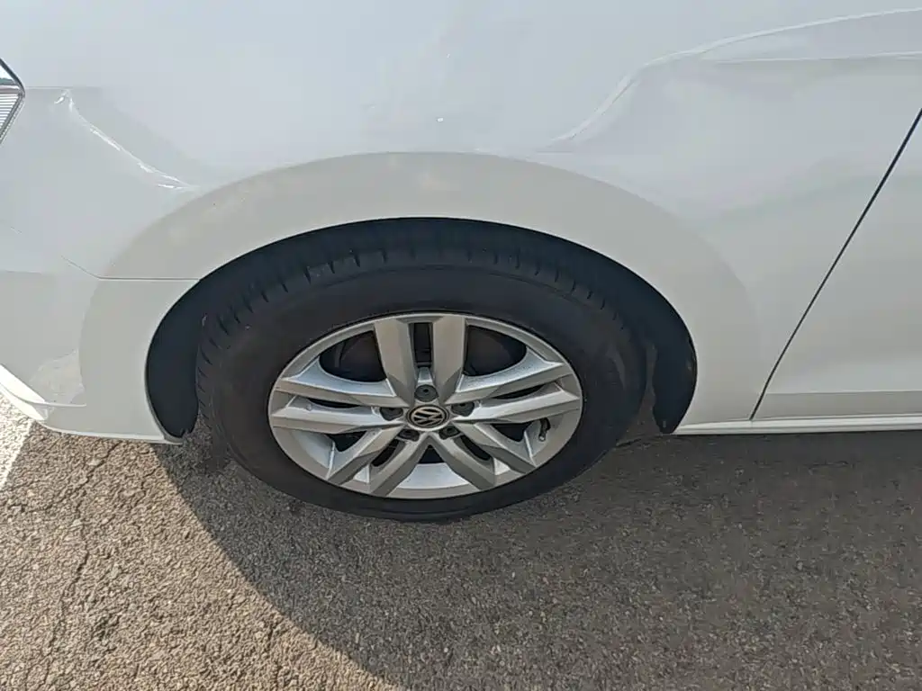 Volkswagen Jetta — миниатюра 23