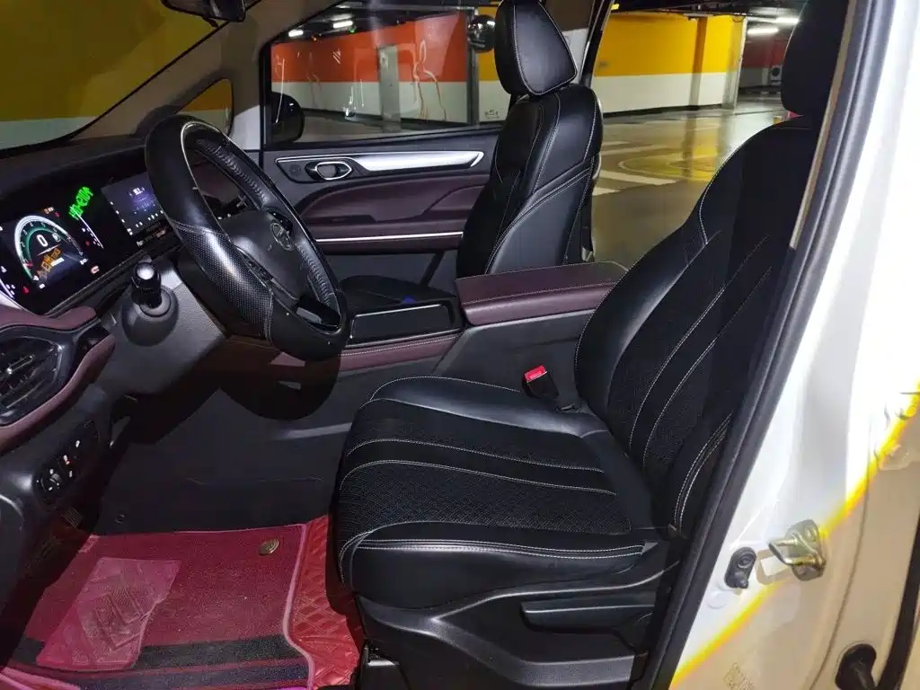 GAC Motor Trumpchi M6 — миниатюра 8
