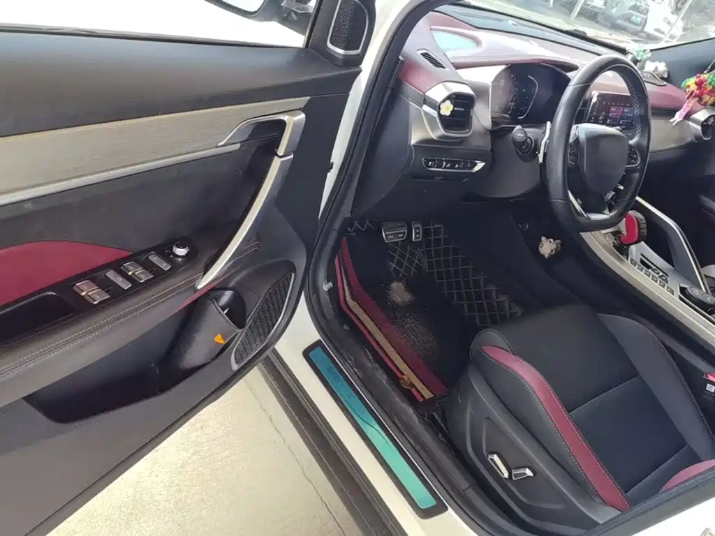 Geely Binyue — миниатюра 16