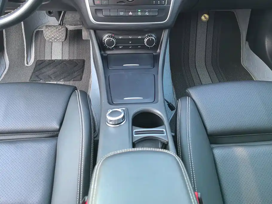 Mercedes-Benz GLA — миниатюра 16