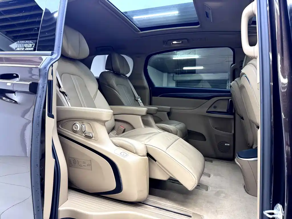 Buick GL8 — миниатюра 22