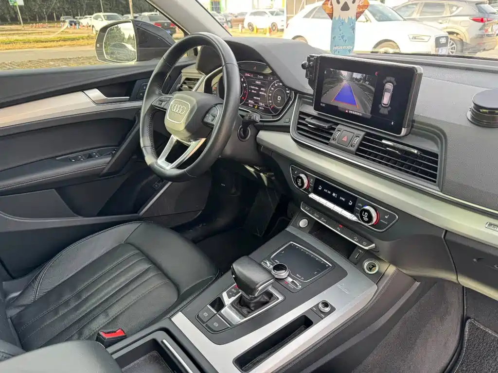 Audi Q5L — миниатюра 11