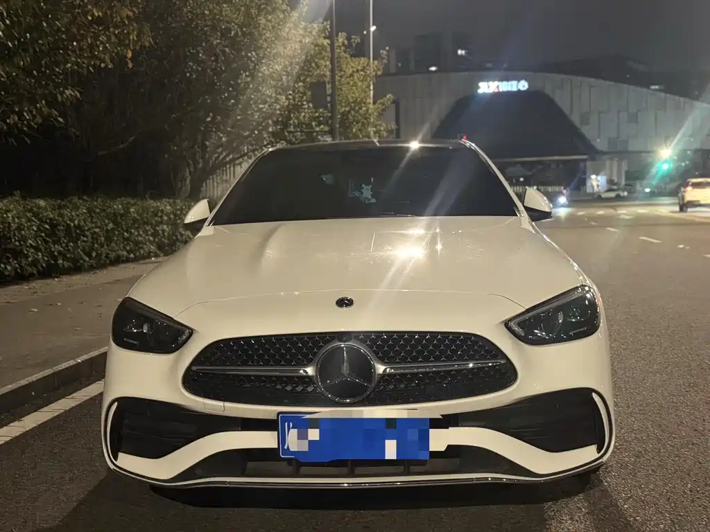 Mercedes-Benz C-Class — миниатюра 2