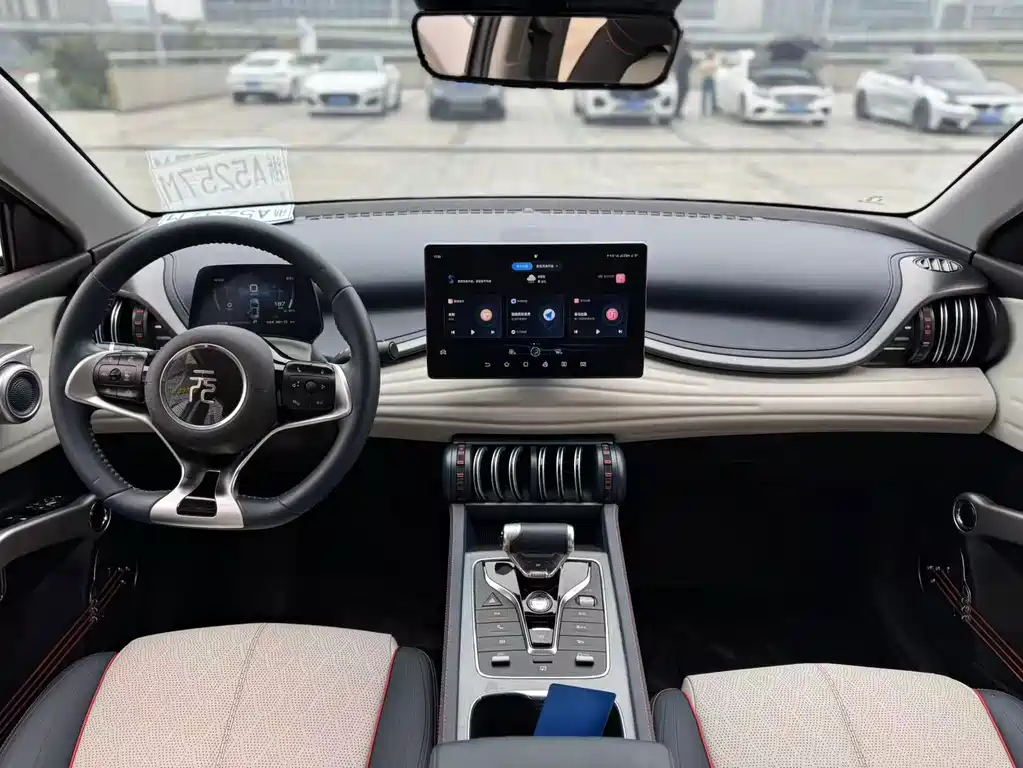 BYD Yuan Plus — миниатюра 13