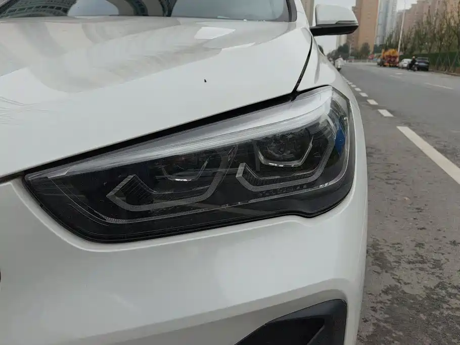 BMW X1 — миниатюра 5