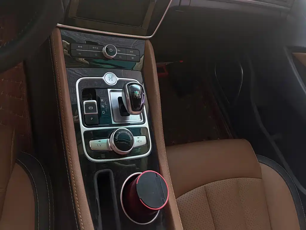 BYD Qin NEV — миниатюра 11