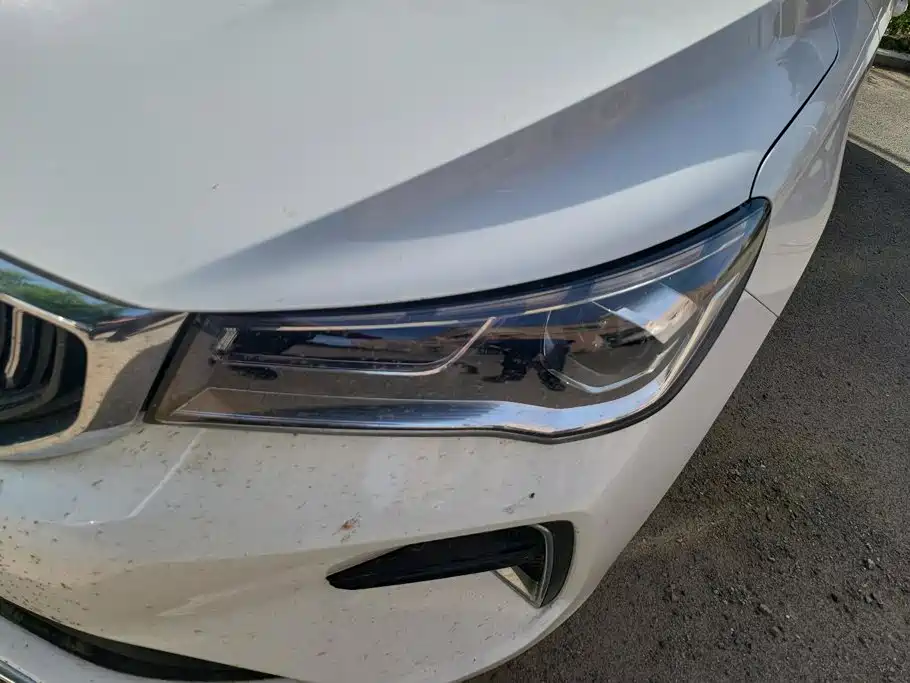 Geely Emgrand — миниатюра 5