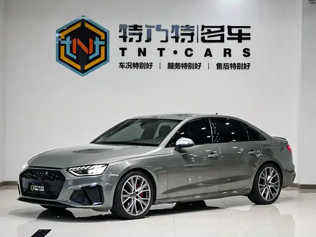 AUDI  S4 2023