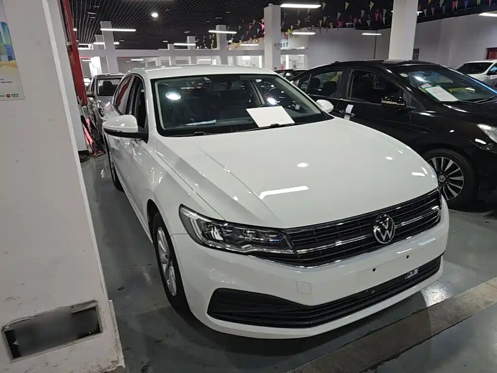 Volkswagen Bora — миниатюра 4