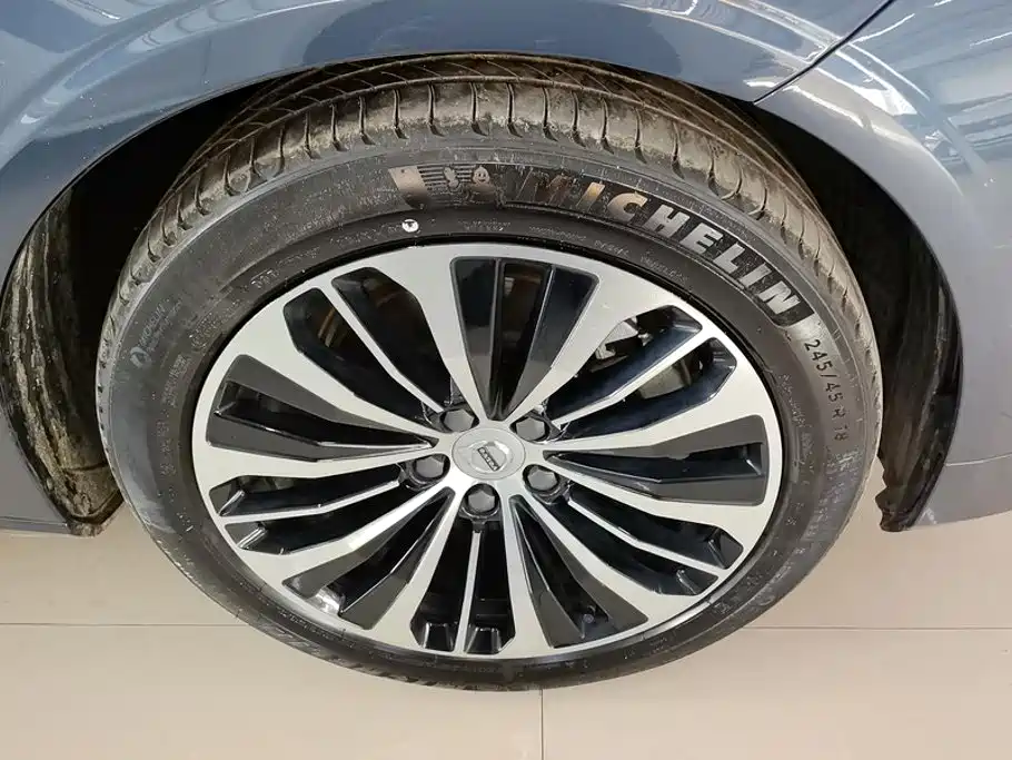 Volvo S90 — миниатюра 6