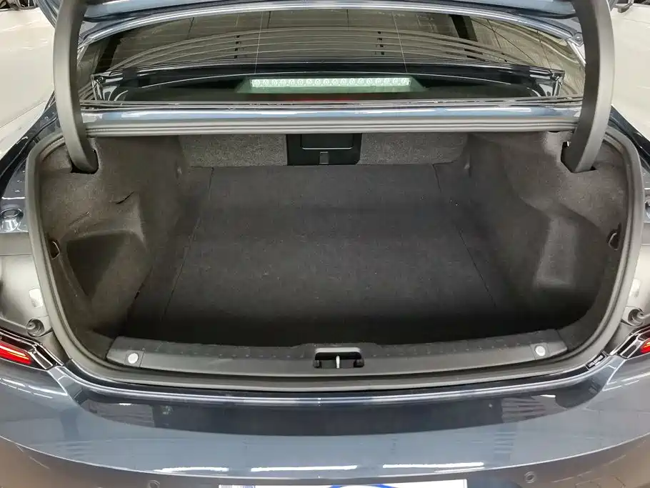 Volvo S90 — миниатюра 4