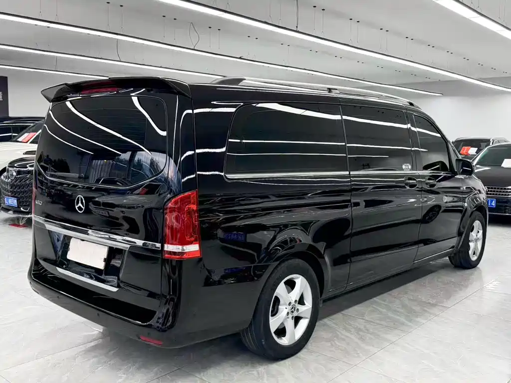Mercedes-Benz Vito — миниатюра 6