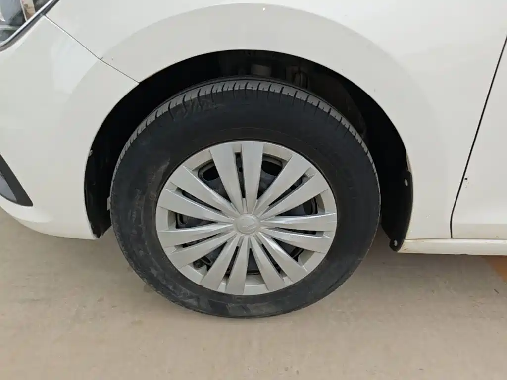 Volkswagen Santana — миниатюра 23