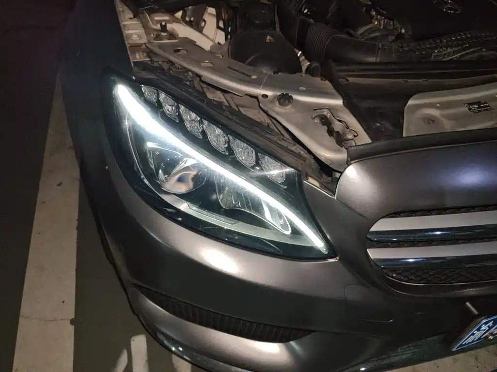 Mercedes-Benz C-Class — миниатюра 7