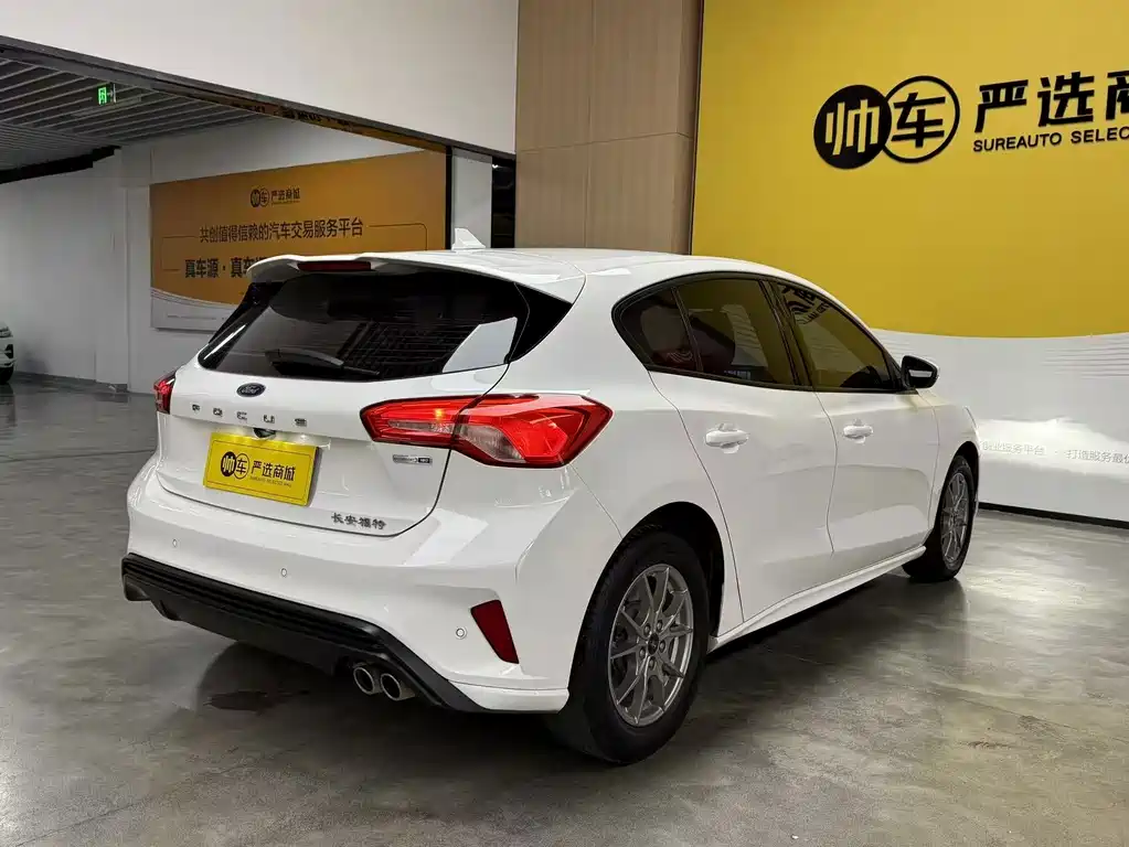 Ford Focus — миниатюра 10