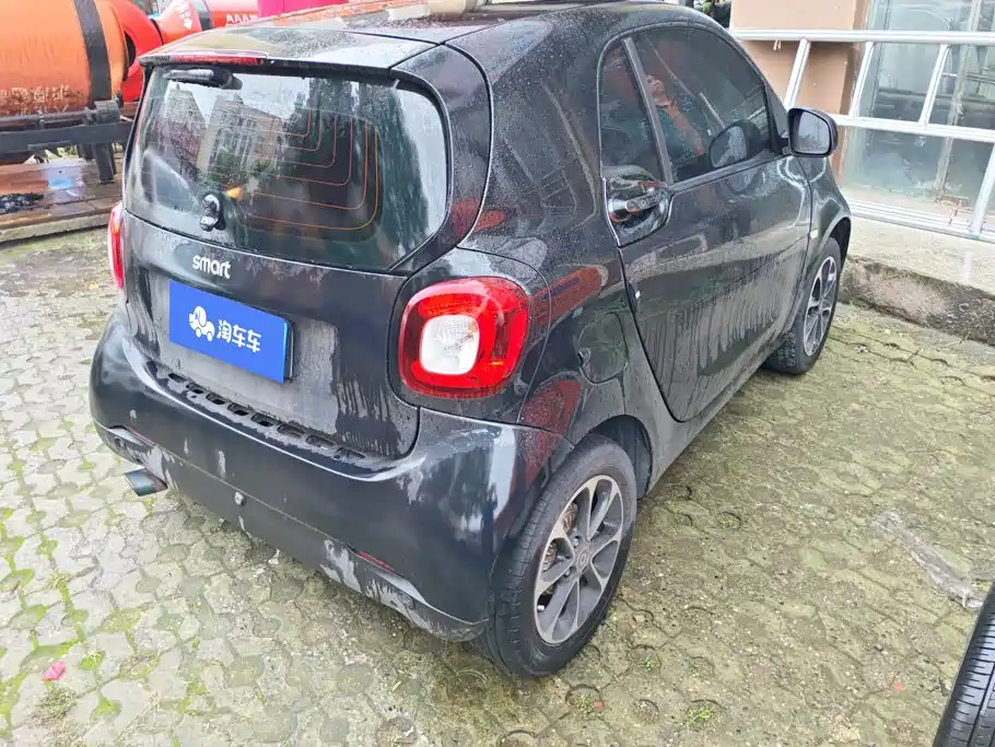 smart Smart Fortwo — миниатюра 3