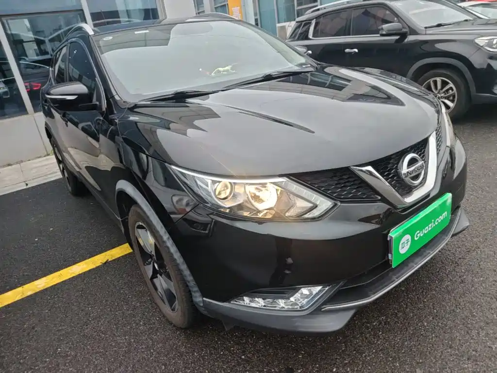 Nissan Qashqai — миниатюра 4