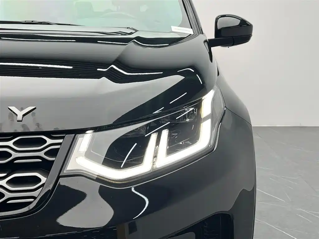 LAND ROVER DISCOVER SPORTS