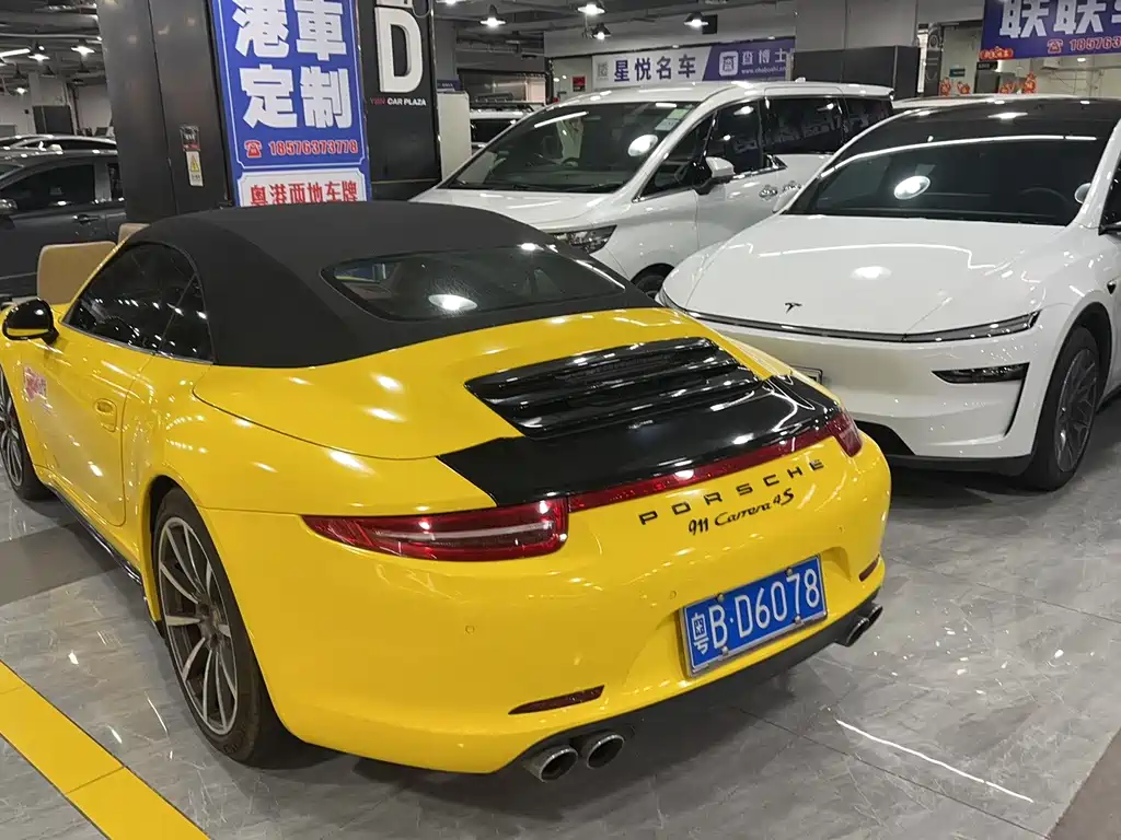 Porsche 911 2013 Carrera 4 Cabriolet 3.4L