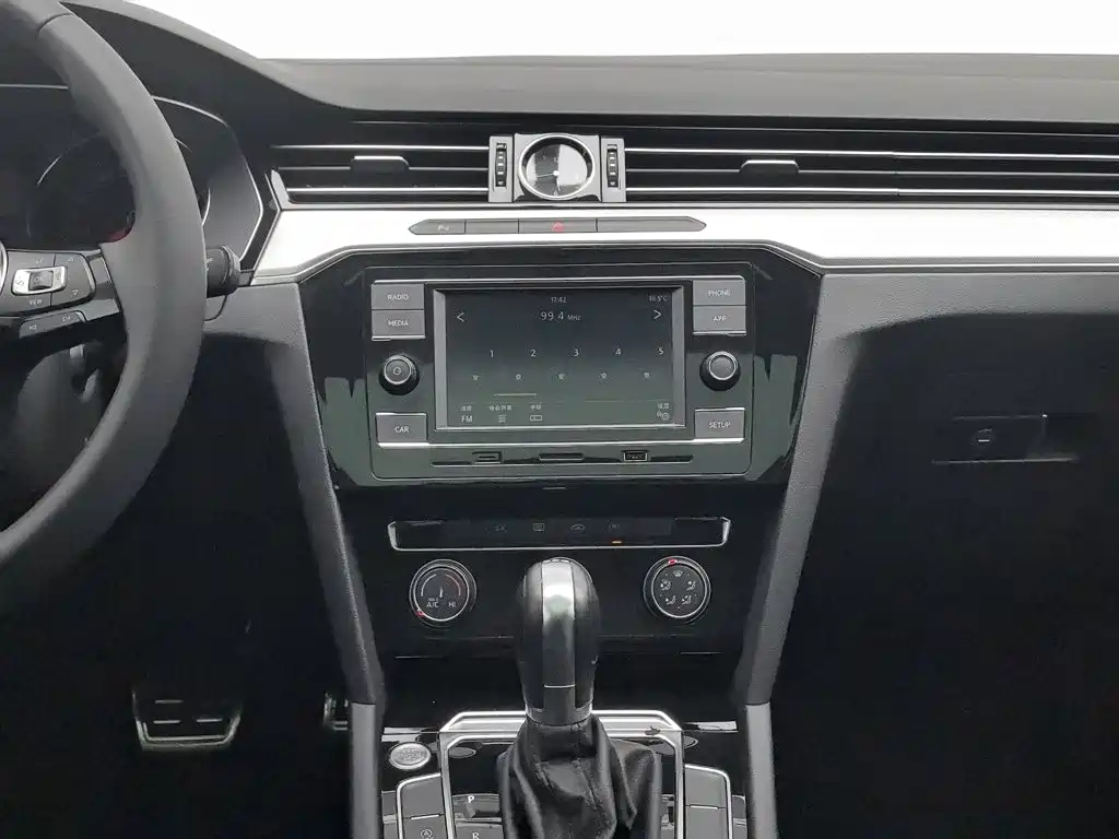 Volkswagen Magotan — миниатюра 12
