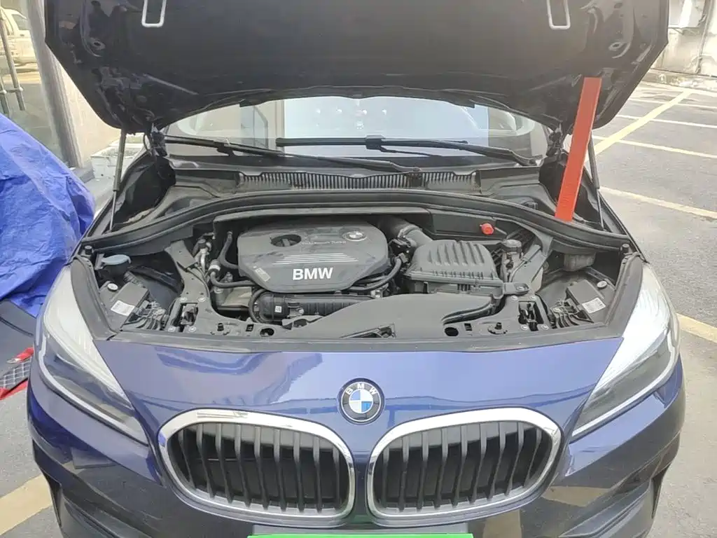 BMW 2 Series Active Tourer — миниатюра 20