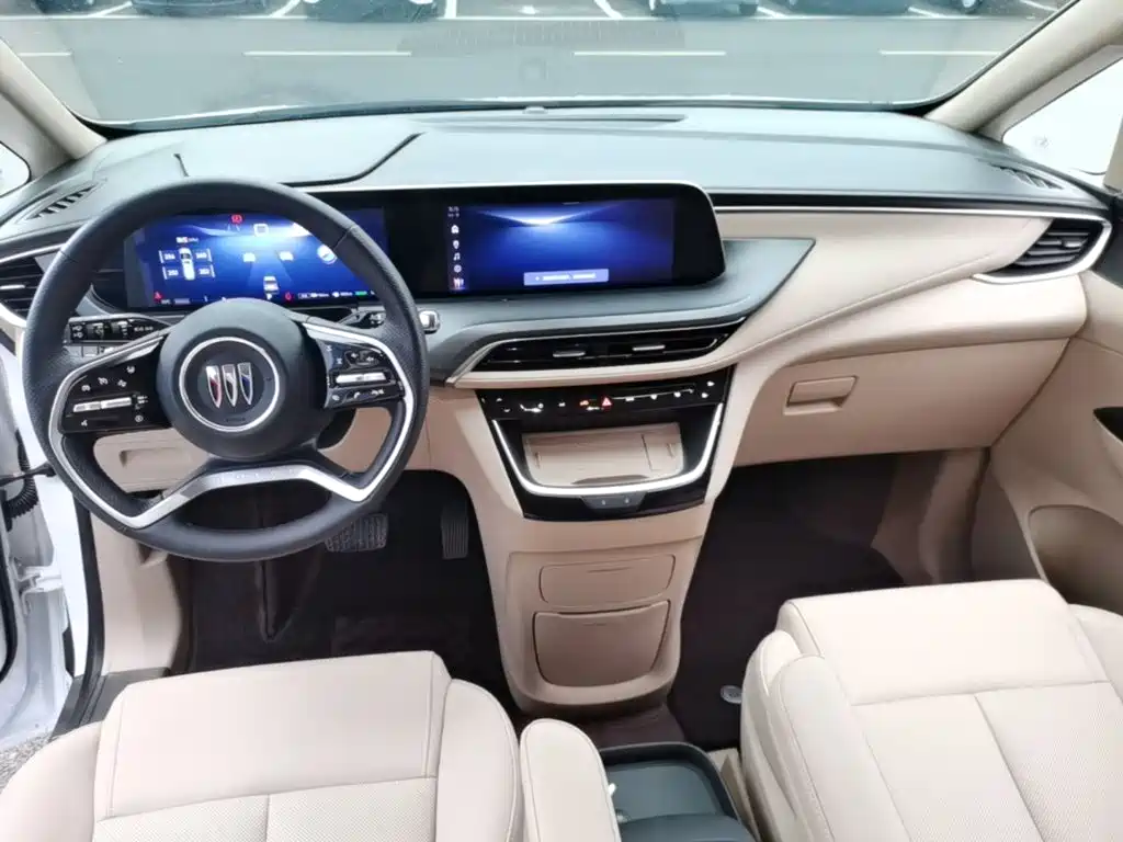 Buick GL8 Hybrid — миниатюра 10