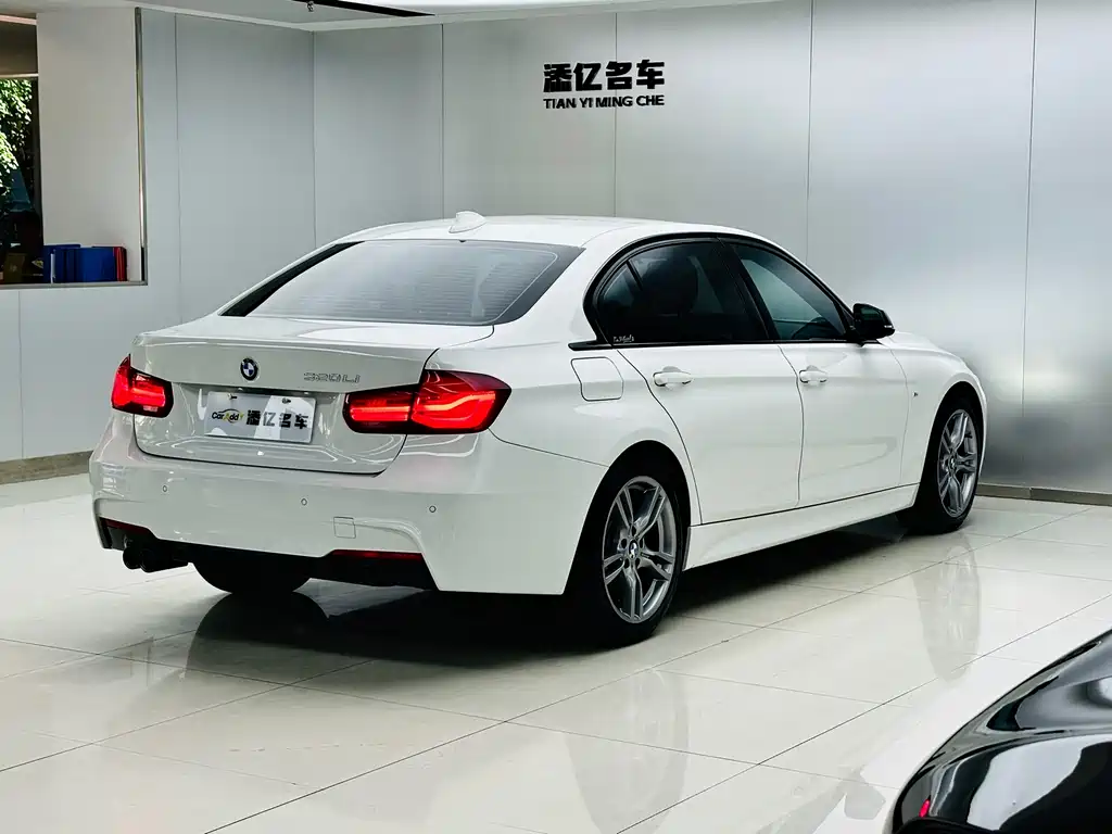 BMW 3 Series — миниатюра 5