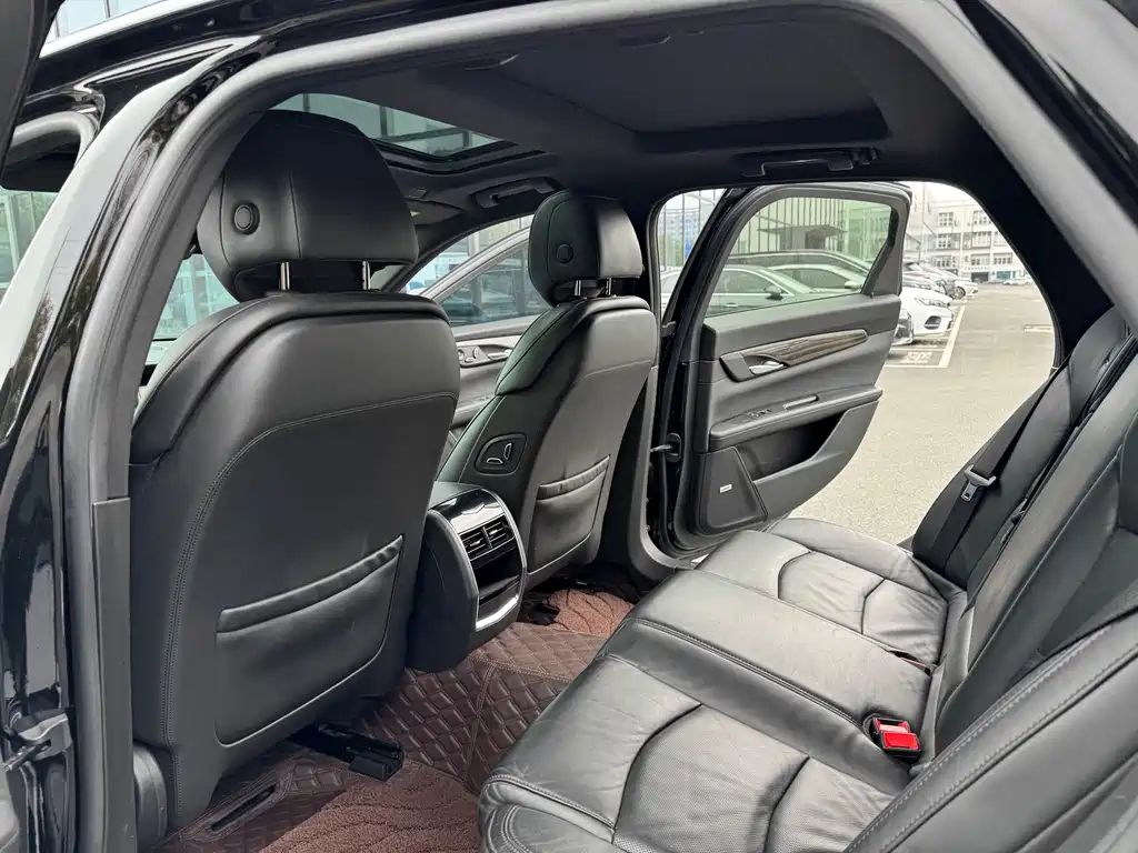Cadillac CT6 — миниатюра 7