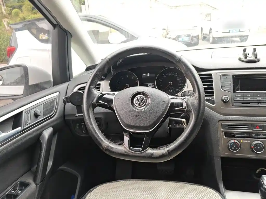 Volkswagen Golf Sportsvan — миниатюра 11