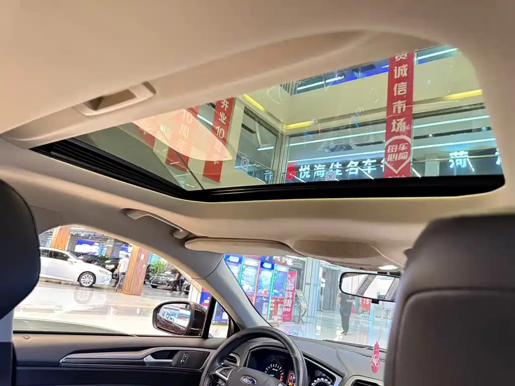 Ford Mondeo — миниатюра 8