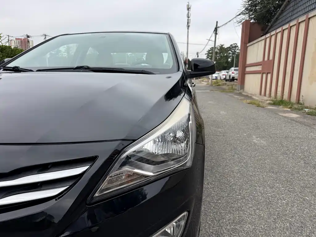 Hyundai Verna — миниатюра 24