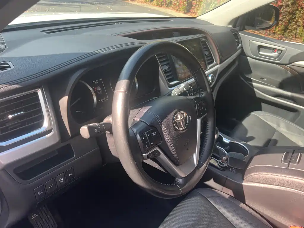 Toyota Highlander — миниатюра 13