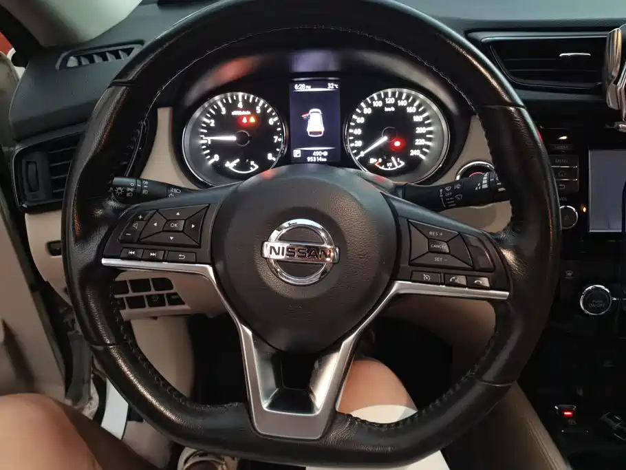 Nissan X-Trail — миниатюра 15
