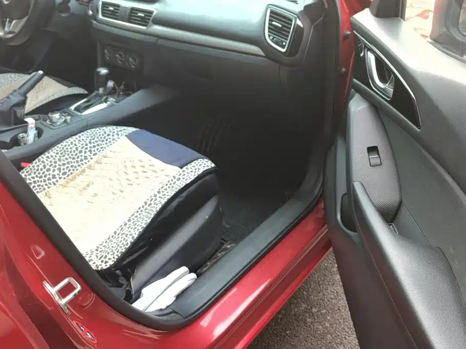 Mazda 3 Axela — миниатюра 8