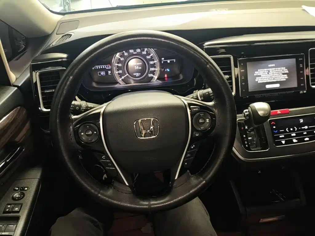 Honda Elysion — миниатюра 11